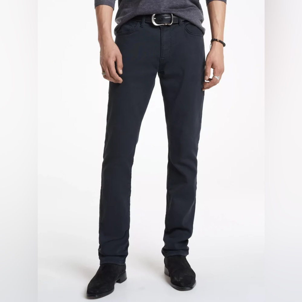 John Varvatos Bowery Stretch Jean - Black. Size 32.